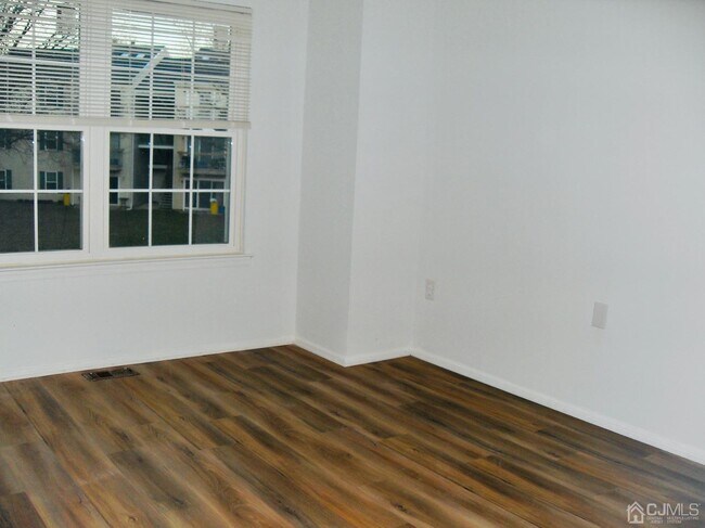 Building Photo - 81 Morgan Pl