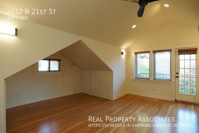 Building Photo - 3312 N 21st St