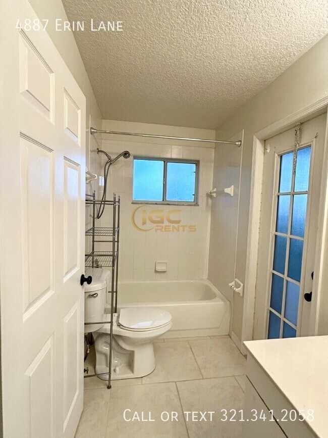 Building Photo - 4887 Erin Ln