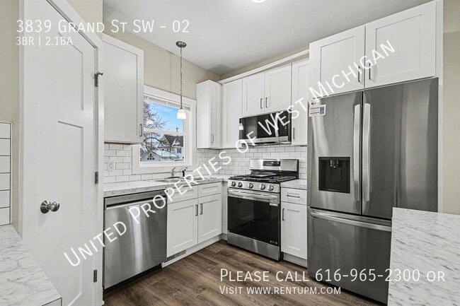 Building Photo - 3839 Grand St SW