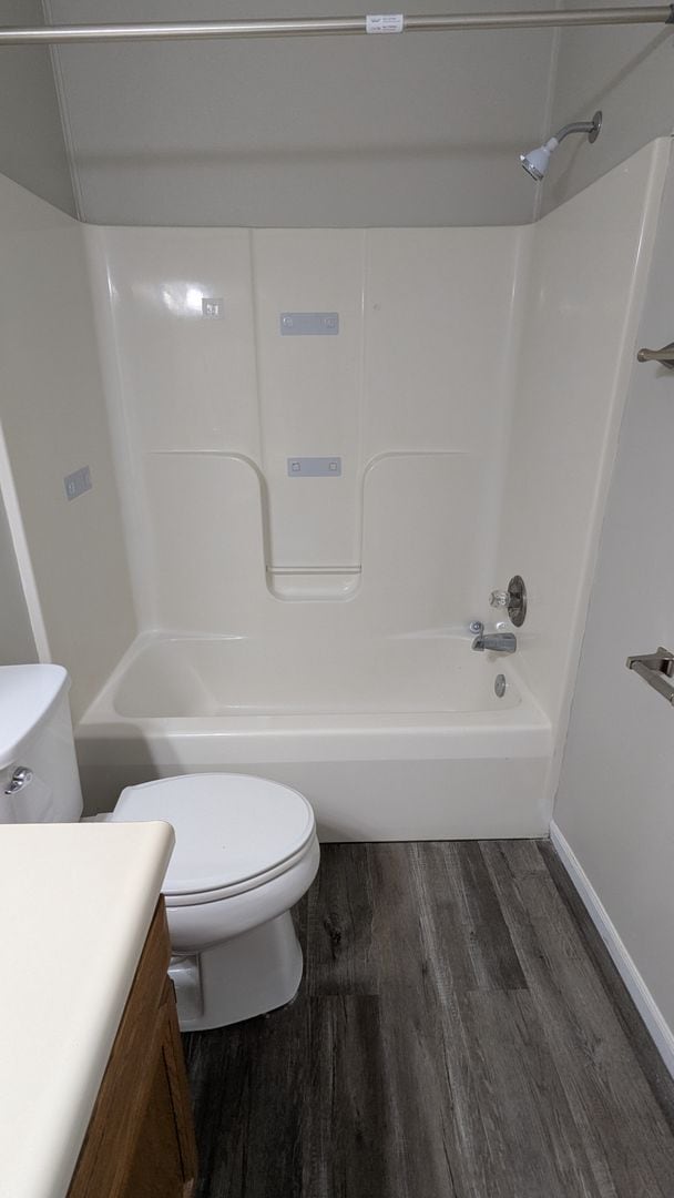 Building Photo - MN Cedar Village (859)