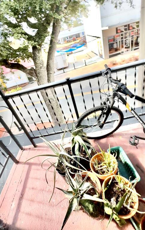 Building Photo - 35 N 6th St