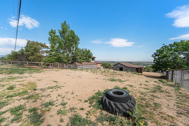 Building Photo - 12540 W 86th Ave