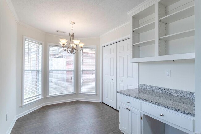 Building Photo - 1161 Stafford Dr