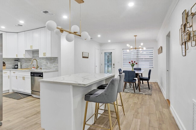 Building Photo - 2007 Northridge Rd