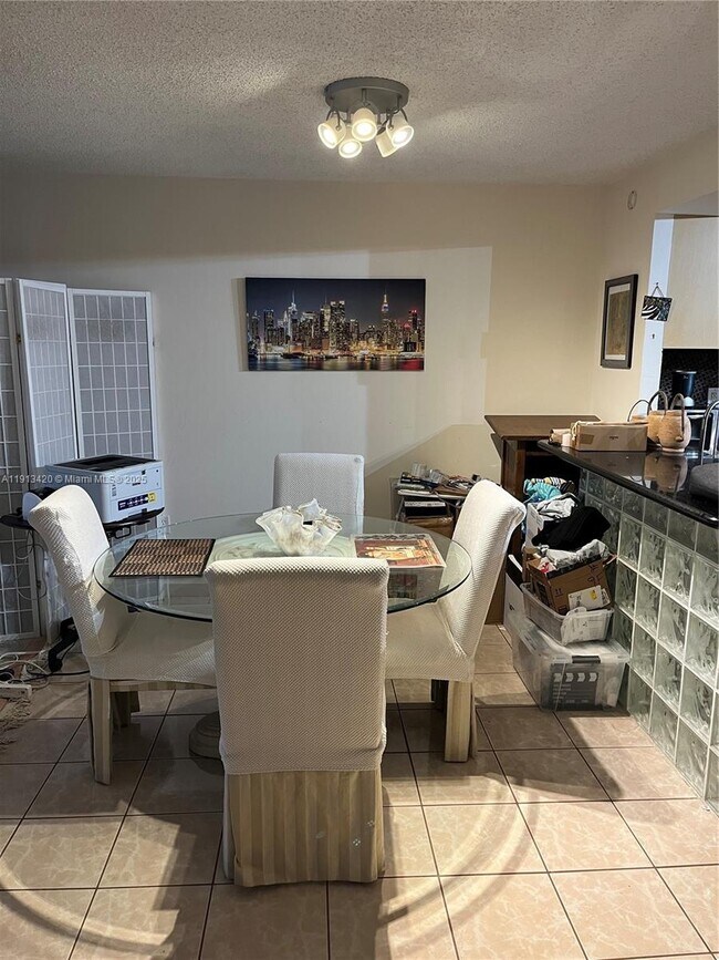 Building Photo - 8233 Harding Ave