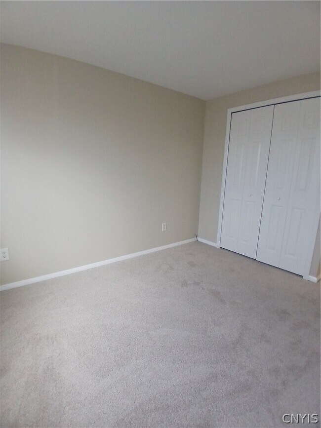 Building Photo - 8244 Mantova Dr