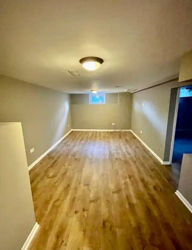 Building Photo - 754 Spring Rd