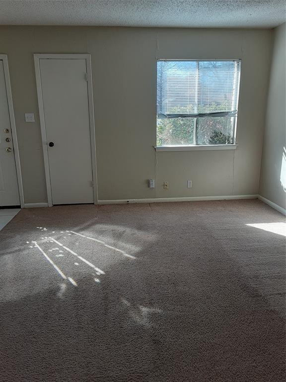 Building Photo - 3206 Mossrock Dr