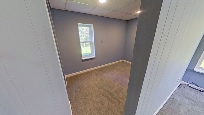 Building Photo - Single Family Home