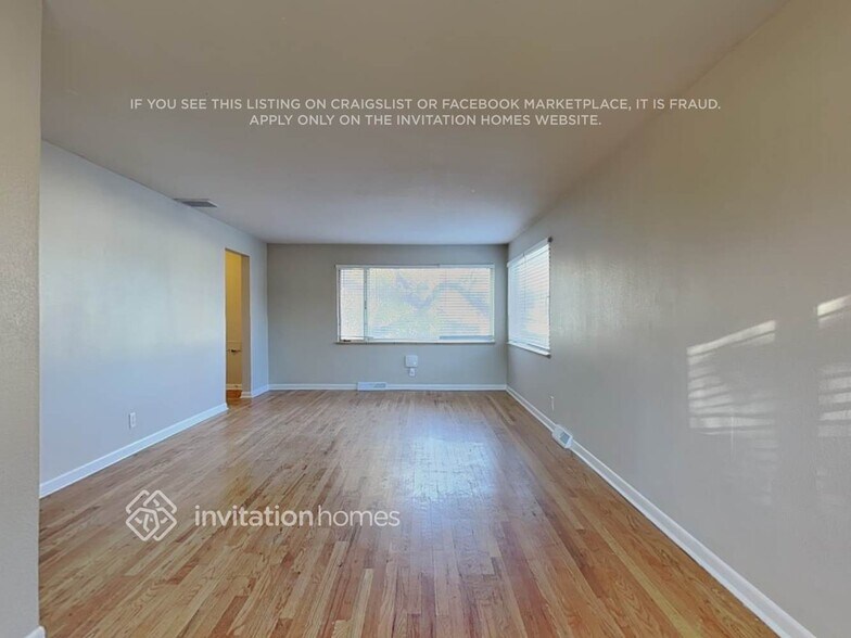 Building Photo - 2032 Ironton St