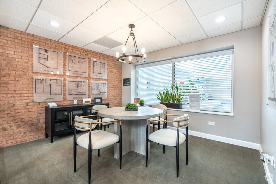 Leasing Office - Village in the Park Apartments