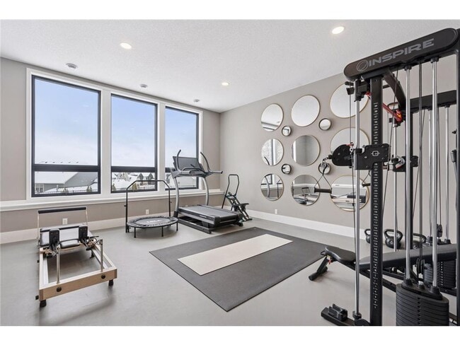 Building Photo - 6297 Yuma Ln N