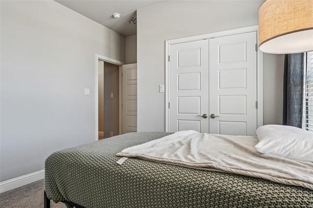 Building Photo - 1304 Beach Dr