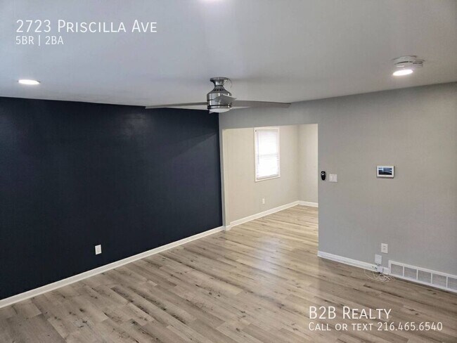 Building Photo - 2723 Priscilla Ave