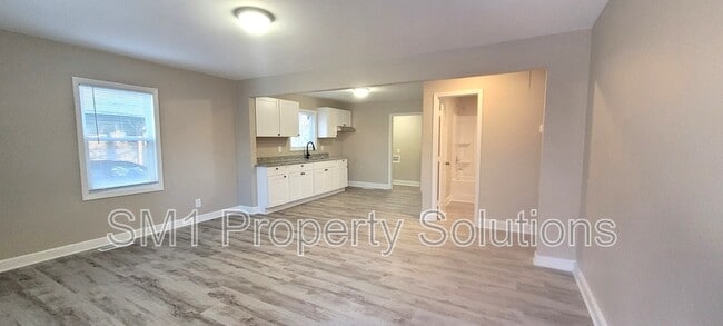 Building Photo - 2404 Williams Ave