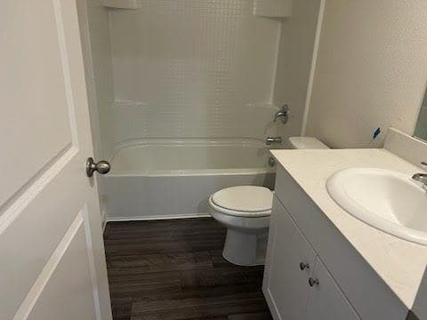 Building Photo - 783 Crestridge Dr