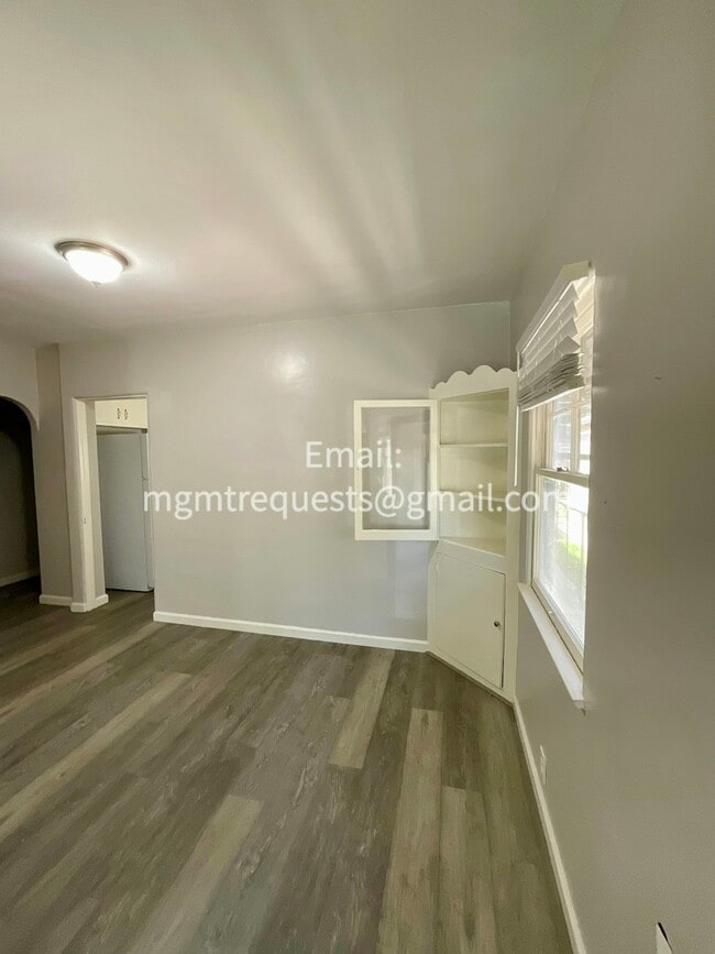Building Photo - 4228 Tenth St, Unit 4232