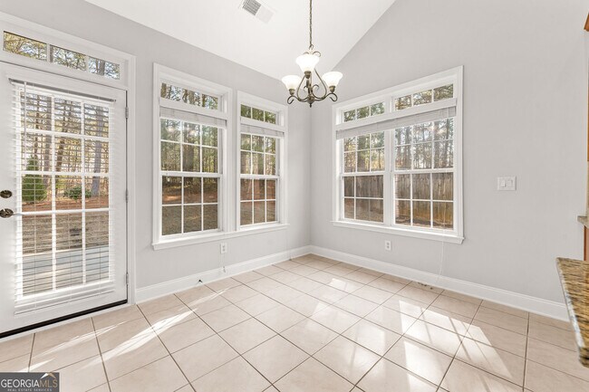 Building Photo - 3329 Rosecliff Trace NE