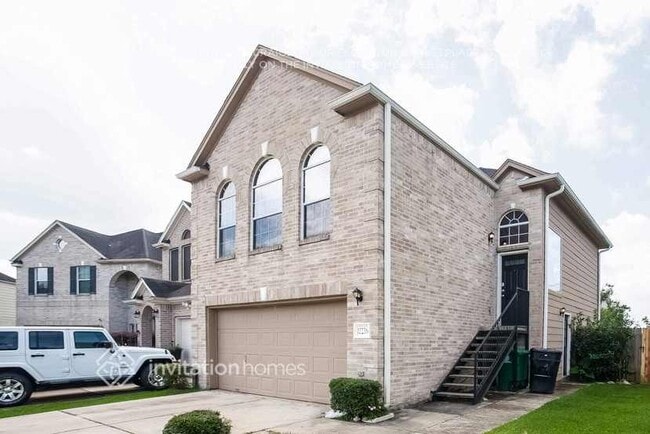 Building Photo - 12226 South Palm Lake Drive