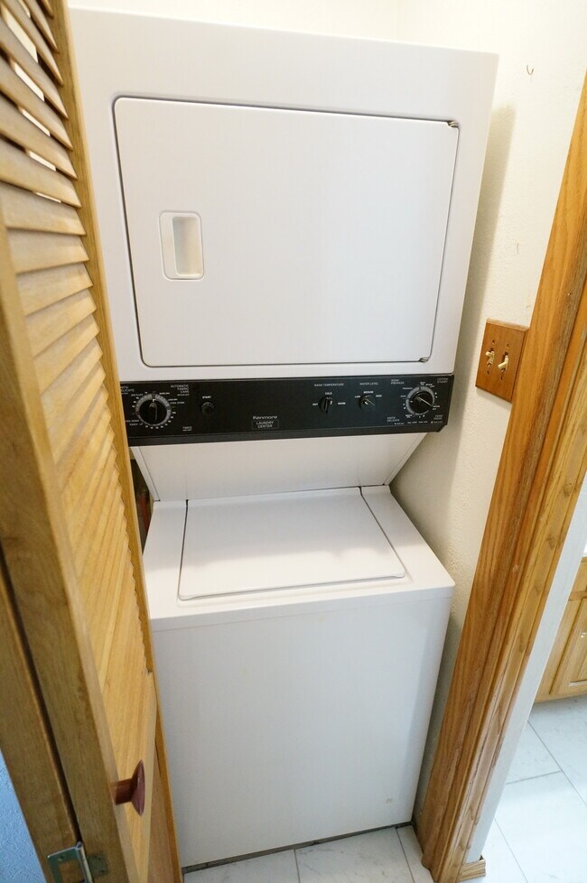 Laundry on main floor! - 12821 Westwood Ln
