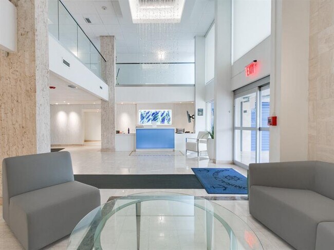 Building Photo - 750 N Ocean Blvd