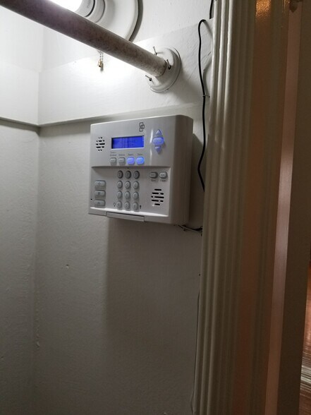 MONITORED ALARM - 6328 Orange St