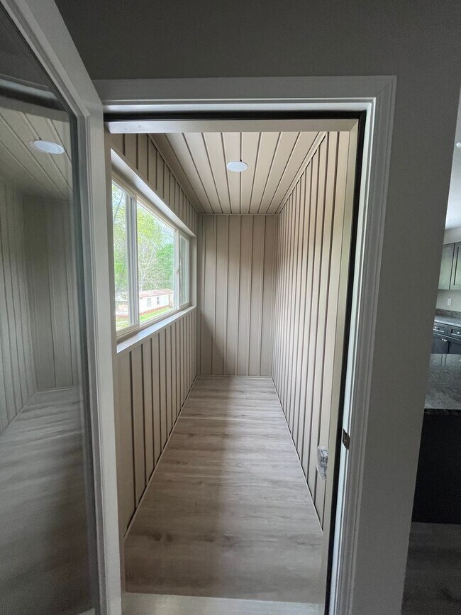 Building Photo - 815/817 Ellis St