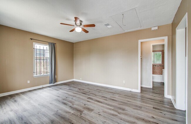 Building Photo - 4619 Orange St