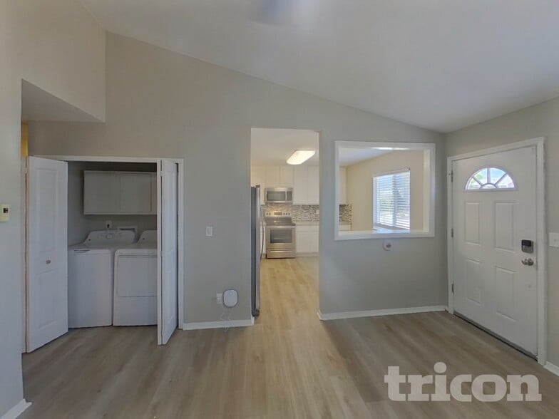 Building Photo - 1875 Swearinger Dr