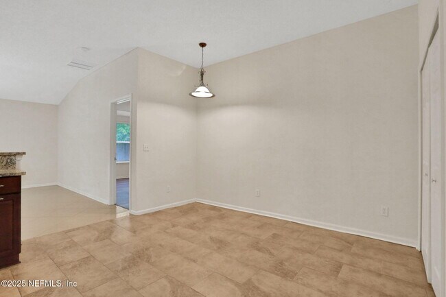 Building Photo - 1143 Summer Springs Drive