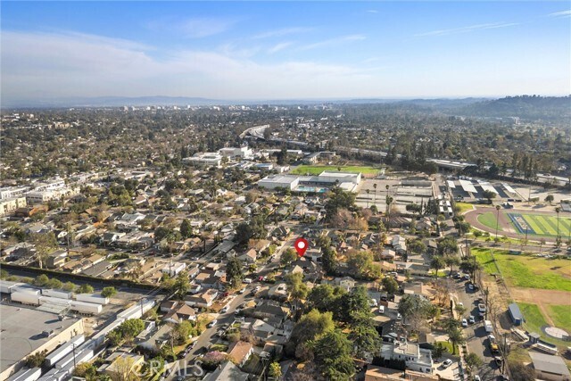 Building Photo - 2083 Parnell Way