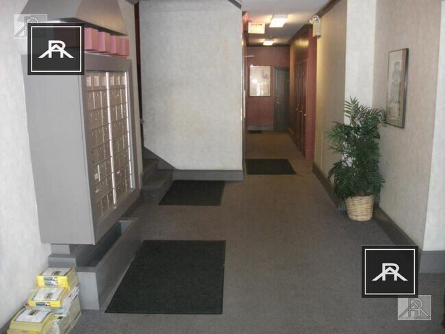 Building Photo - 1 bedroom in Boston MA 02215