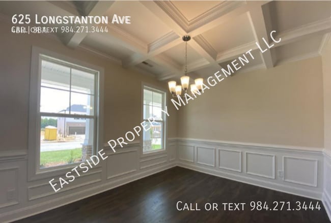 Building Photo - 625 Longstanton Ave