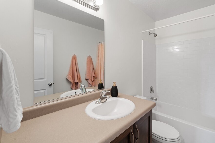 Building Photo - 5862 S Challenger Way