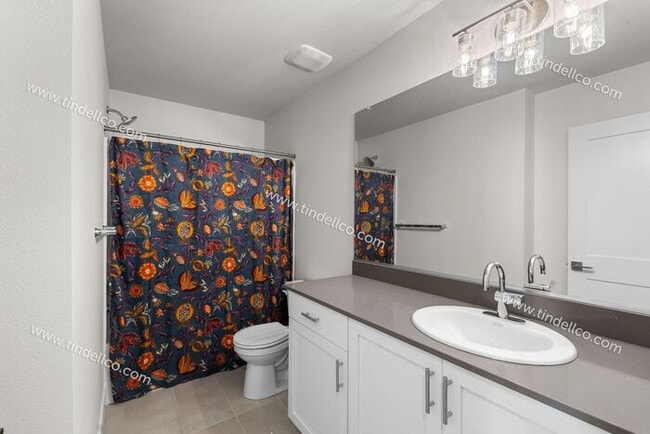 Building Photo - 3 Bedroom 2.5 Bathroom Stunner with Covered Patio and Attached Garage in River Terrace Town Center