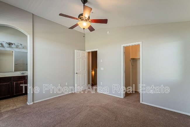 Building Photo - 1350 S Greenfield Rd