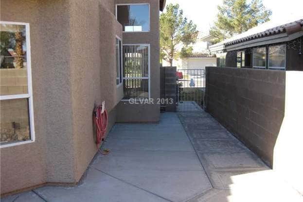 Building Photo - 8366 Drop Camp St