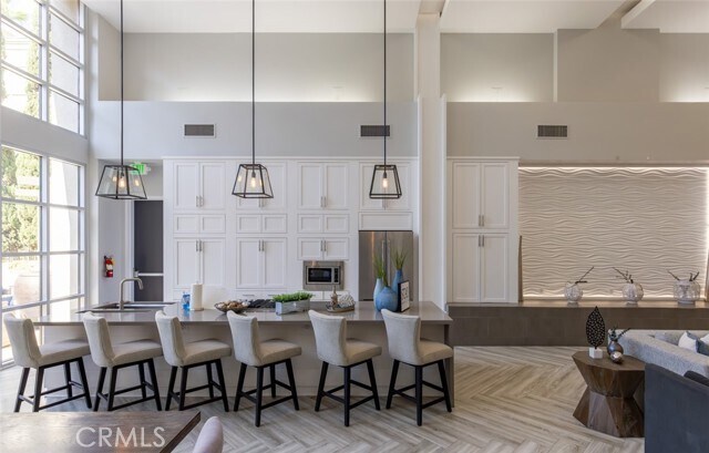 Building Photo - 2400 Scholarship