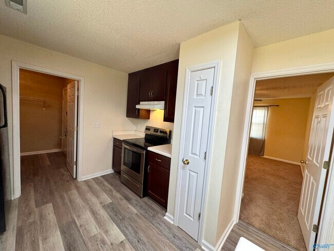 Building Photo - 732 Jimmy Fisk Rd