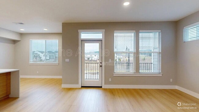 Building Photo - 16505 NW Liberty St