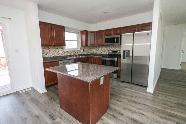 Building Photo - 1080 Arapaho Ave