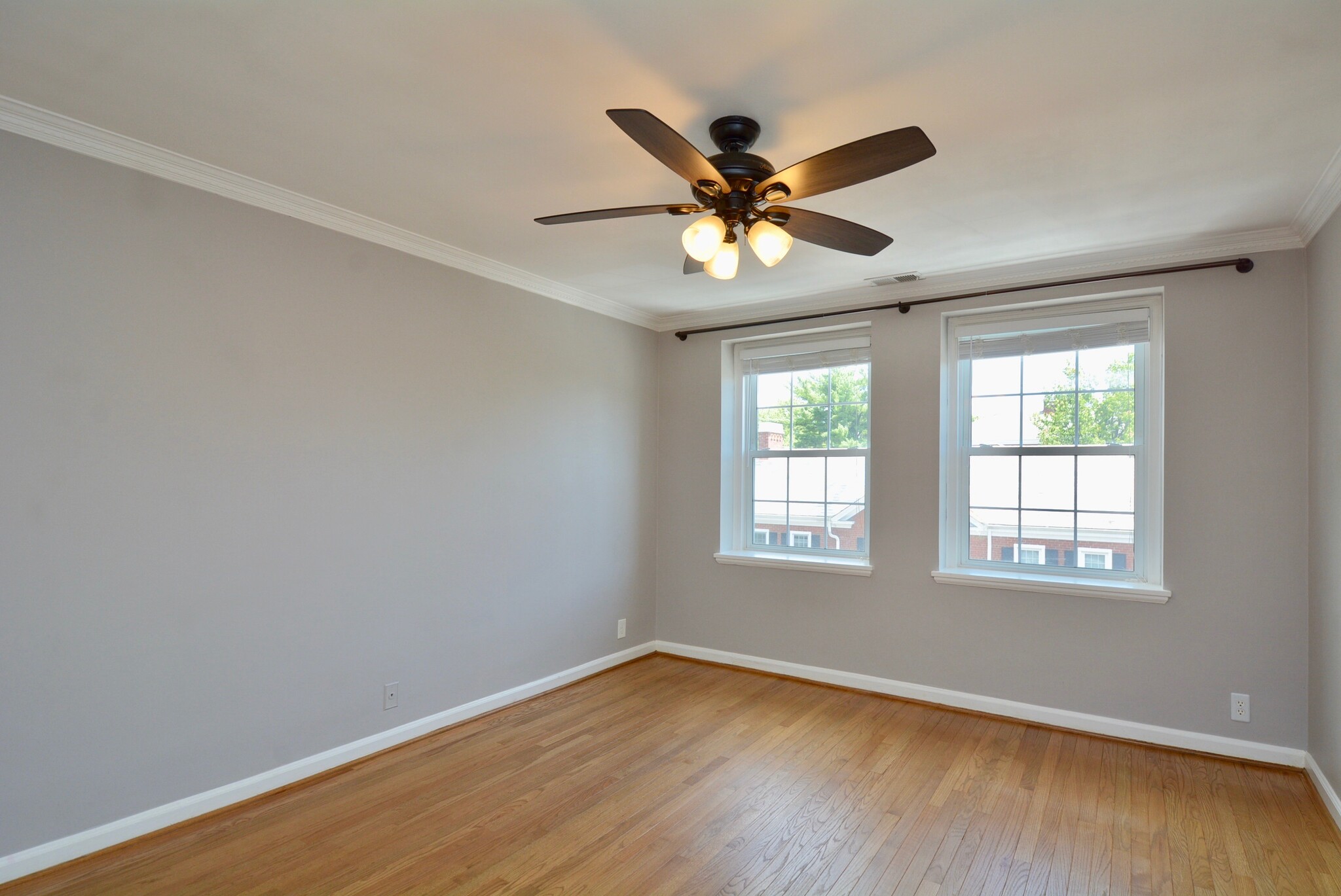 living room - 4724 29th St S