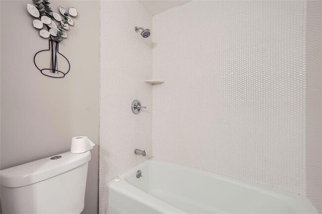 Building Photo - 7575 Ball Mill Rd NE