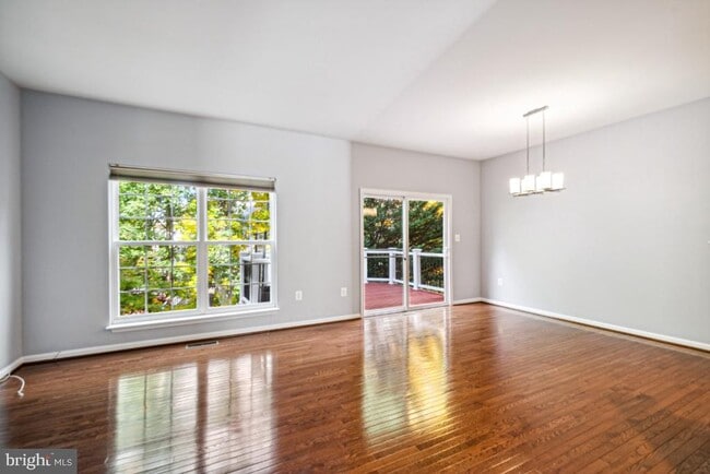 Building Photo - 8330 Leighlex Ct