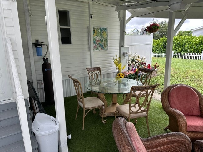 Building Photo - Spacious 3BR Single-Family Home Near Downtown Naples & Beaches