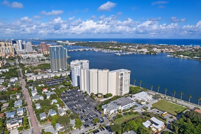 Building Photo - 1801 S Flagler Dr