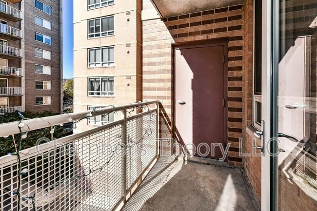 Building Photo - 350 G St SW