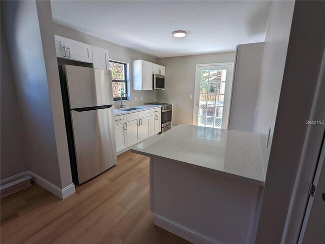 Building Photo - 1922 Springtime Ave