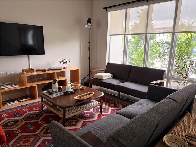 Building Photo - 10416 NW 66th St